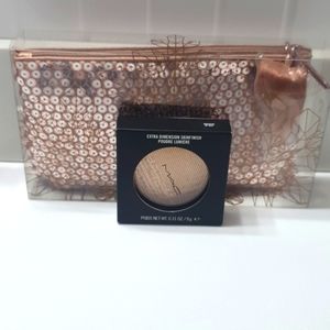 BNIB MAC Snow Ball Face Bag Set & Extra Dimension Skinfinish in Whisper of Gilt